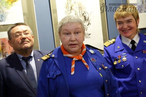 Открытие выставки работ  художника-иллюстратора Евгении Ивановны Стерлиговой YE1A0555